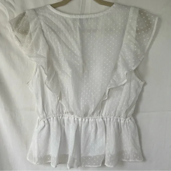 Abercrombie & Fitch Ruffle Sleeve Top with Button and Tie Detail Size Medium - Picture 8 of 9